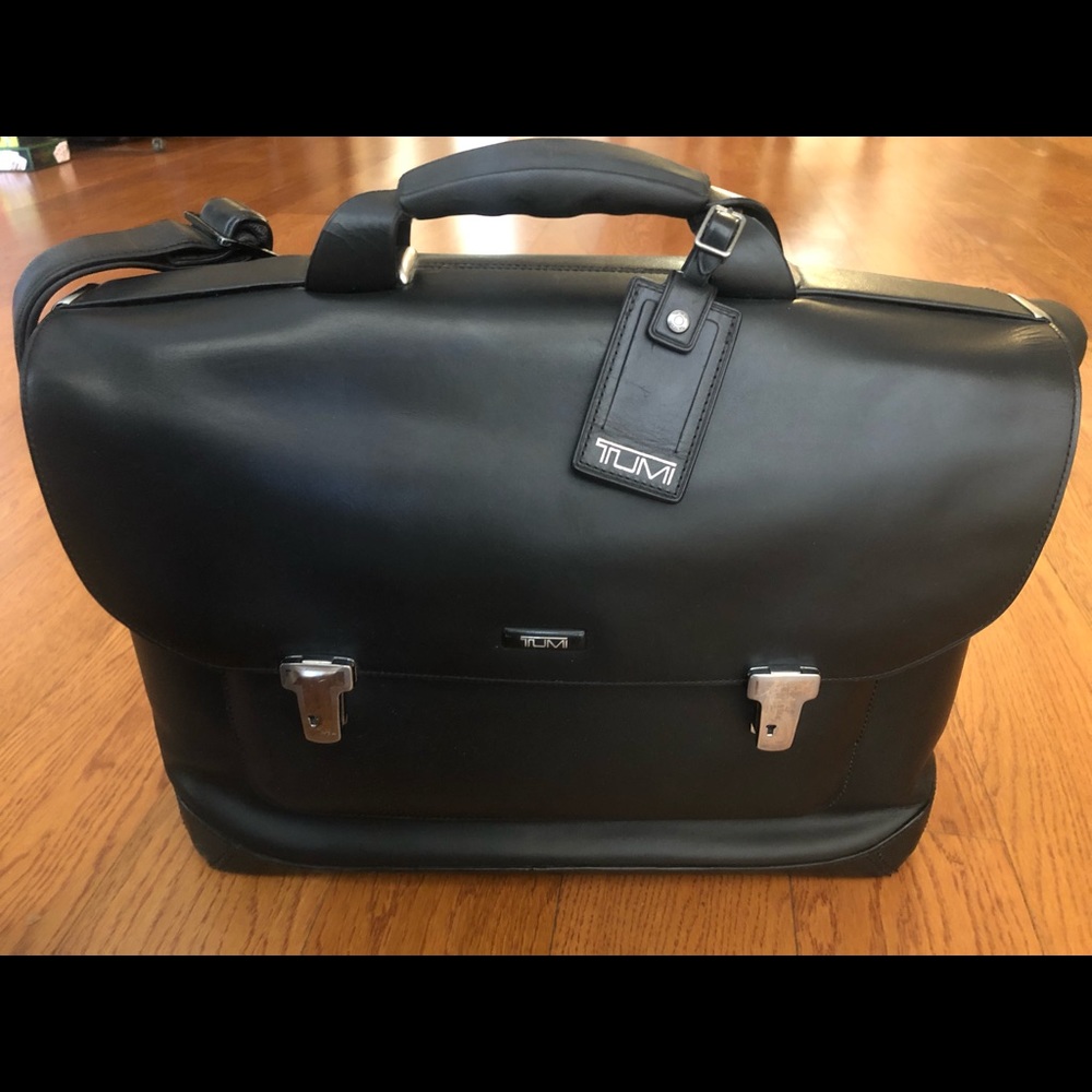 Tumi Formula T Turbo Leather Briefcase/Messenger